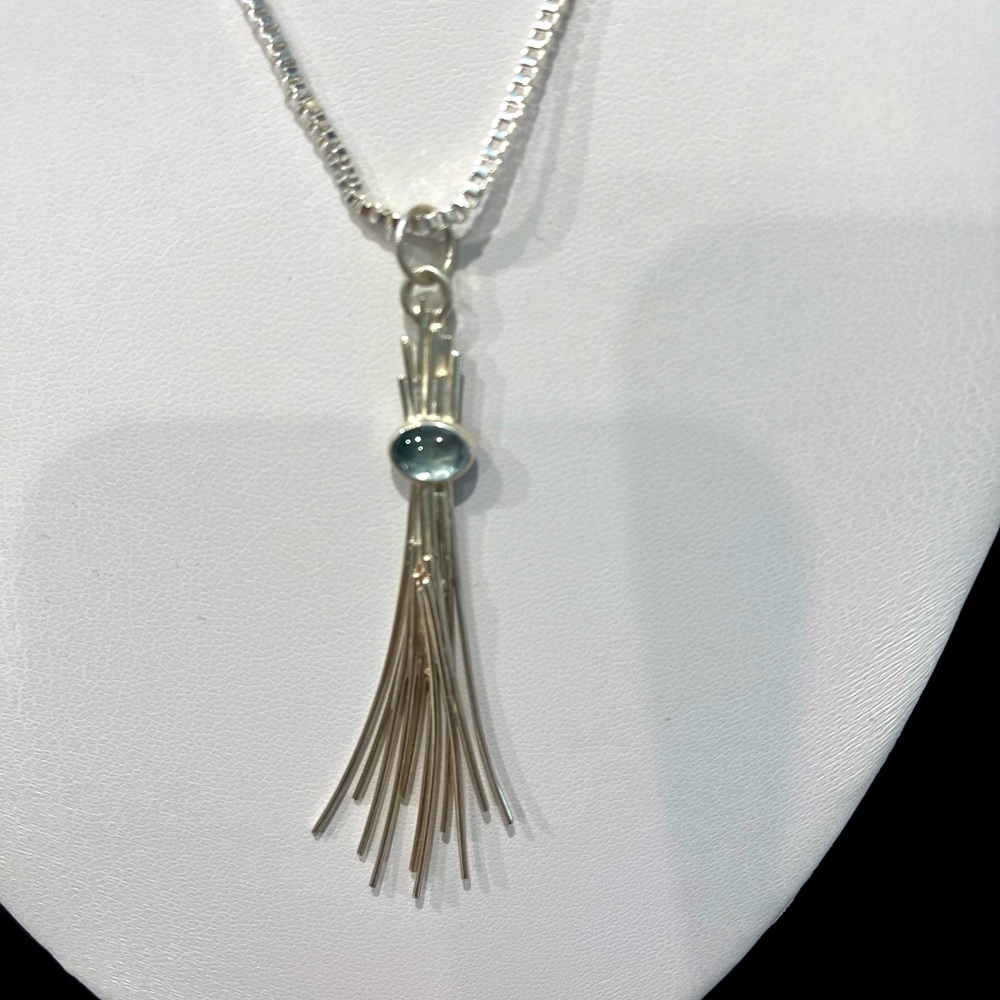NWT Aquamarine Pendant by Designer Tami Wade